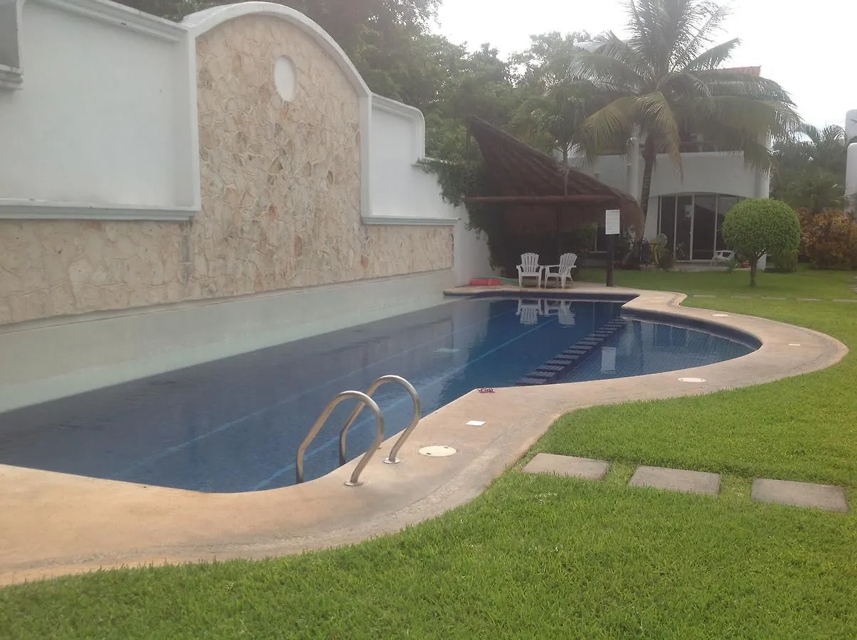 Casa Pili Bed & Breakfast Playa del Carmen 0*,  Mexico