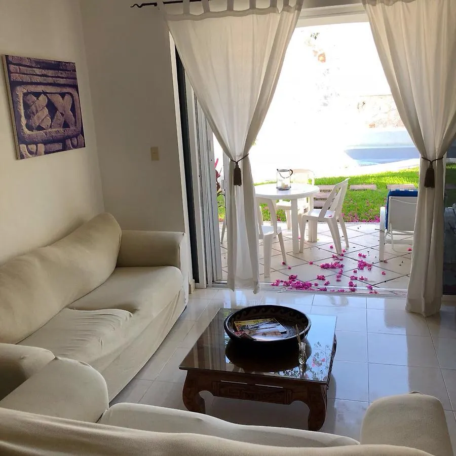 Casa Pili Bed & Breakfast Playa del Carmen
